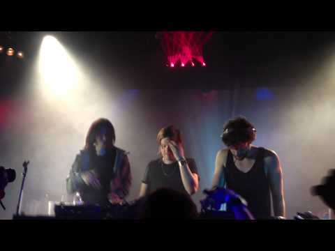 Myd & Sam Tiba showing off that Marble Music style