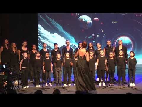 Детски хор Ѕвончиња- "Аnother brick in the wall"