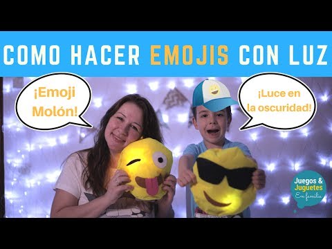 MANUALIDADES DE EMOJIS QUE LUCEN EN LA OSCURIDAD // Cojín de Emoji