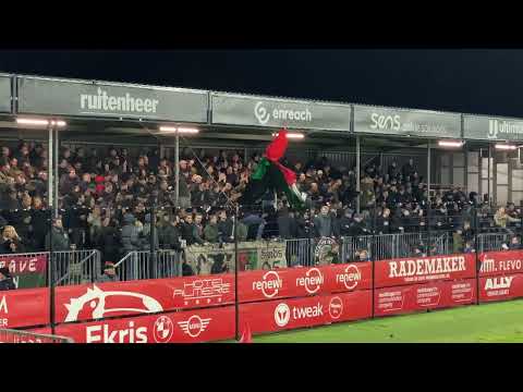 Almere City FC - N.E.C          Sfeerimpressie (Part1)