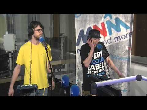 MNM: Sensi P - Chille Gast [Live in UrbaNice]