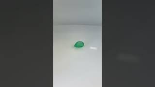 Esmeralda Gota 10.5x8mm - Vídeo