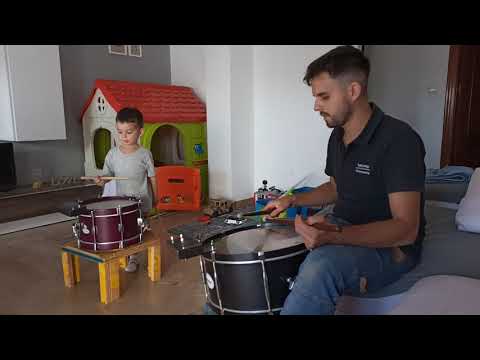HUGO tocando con su PAPÁ (Nueva marcha)