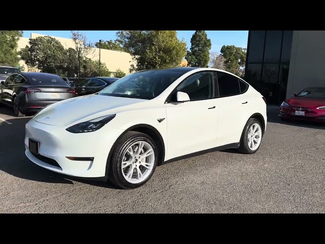 2022 TESLA MODEL Y SUV DUAL AC ELECTRIC MOTORS LONG RANGE SPORT UTILITY 4D - Image 50 2022 TESLA MODEL Y SUV DUAL AC ELECTRIC MOTORS LONG RANGE SPORT UTILITY 4D