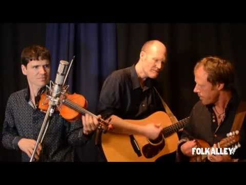 Folk Alley Sessions: The Bills - "Gale In My Sail"