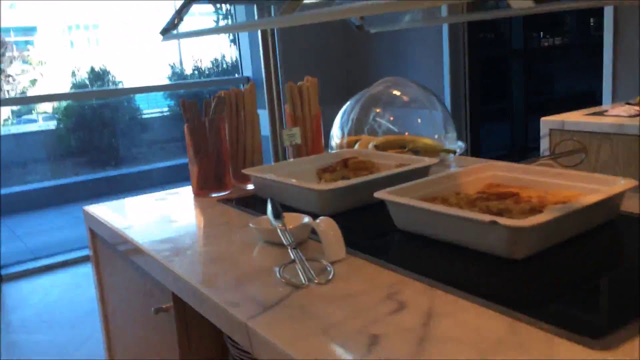 Turkish Airlines CIP Lounge