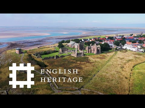 林迪斯法恩修道院的明信片，諾森伯蘭郡，英格蘭 無人機拍攝的畫面 (Postcard from Lindisfarne Priory, Northumberland | England Drone Footage)