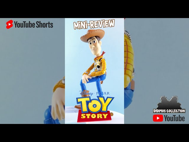 Vídeo relacionado con Disney Toy Story Woody - Sudadera con capucha de forro polar de lujo para niños, diseño de personajes infantiles, Multicolor, 5-6 años