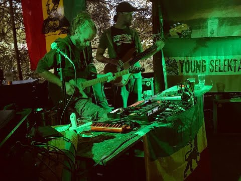 Dubleafs - Dubleafs - Čupera