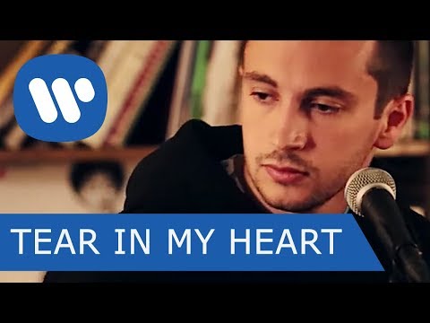 TWENTY ONE PILOTS – TEAR IN MY HEART (Acoustic Version)