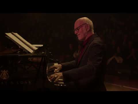 Ludovico Einaudi - Waterways (Live from Teatro dal Verme, Milano)