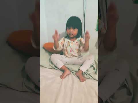 halima lagi joget🤣 #baby #halima #cute #subscribe #like #jogettiktok
