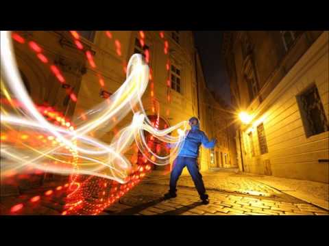 Liquid Stranger - Timeless feat. Mc Zulu Master