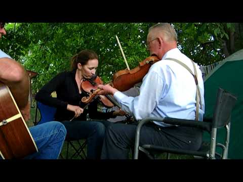 Hughie Smith and Martha practice during Weiser 2012 contest (pt 2)