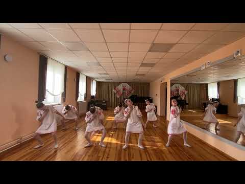Хореографическая постановка "Вышита сорочка". Исполняет танцевальный коллектив "Баттерфляй"