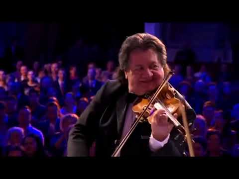 100 TAGÚ CIGÁNYZENEKAR: 10 ÉV UTÁN ÚJRA AZ ARÉNÁBAN