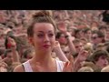 Fall Out Boy - 'I Don't Care' LIVE Reading Festival 2013