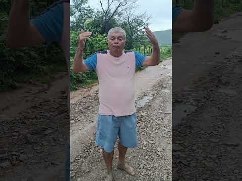 barrigudo na estrada do Mucambo de baixo itapipoca Ceará está abandonada cuida senhor prefeito