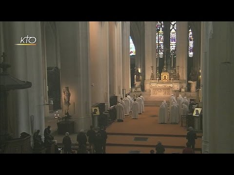 Office du milieu du jour du 5 mai 2017