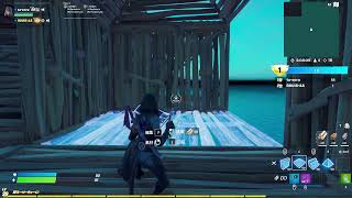 Fortniteやります。