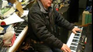 Video thumbnail for Paul Haugen demos the Crumar T1 by sounddoctorin