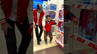 Download lagu When your family is crazy and weird 🤣 #tiktok mp3