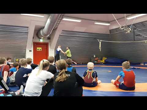 Yhden käden tekniikka Powered By Ala-Huikku