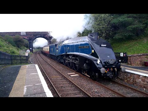 60007 Sir Nigel Gresley returns from Carlisle, passing Dent in much drier weather 20th. Sept 2023.