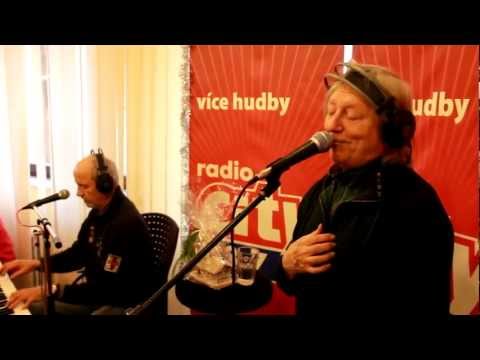 Václav Neckář - Chrám svatého Víta / CITY LIVE - 13. prosince 2012 [HD]