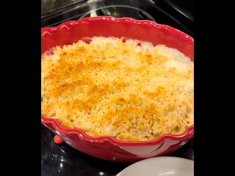 Chicken Cordon Bleu Casserole - Impress guests with this delicious twist on a classic French dish