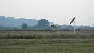 preview picture of video 'Smederevska Palanka, mali helihopter izvodi akrobacije'