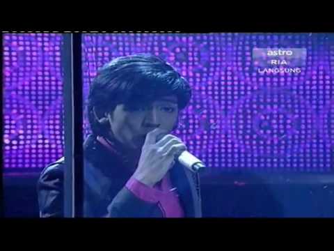 AF9 8th konsert   Erul   Bunga Angkasa   YouTube