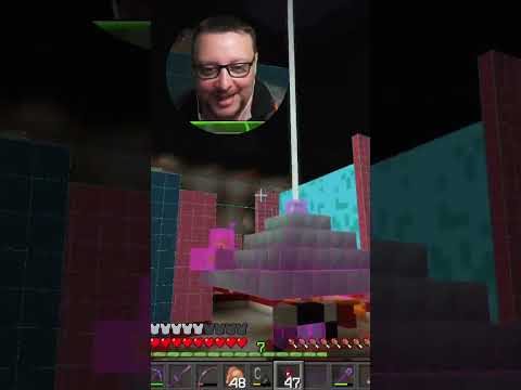 Unbelievable! TheTroj builds an epic wall in Minecraft!