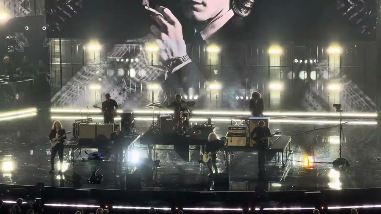Lawyers, Guns and Money - The Killers - 40th Annual Rock & Roll Hall of Fame Ceremony - 11/8/2025 - YouTube