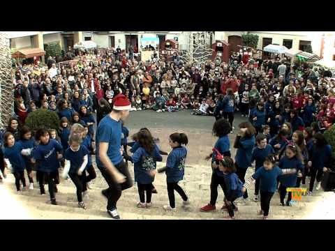 15/12/12 – Miles de personas pasaron por la II Feria de Navidad de La Nucía.
