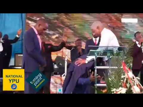 DR MANYIKA BLESSES PRESIDENT CHIYANGWA