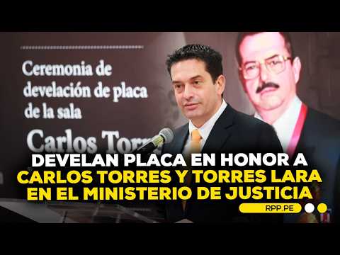 Homenaje a Carlos Torres y Torres Lara: develan placa en reconocimiento a su legado