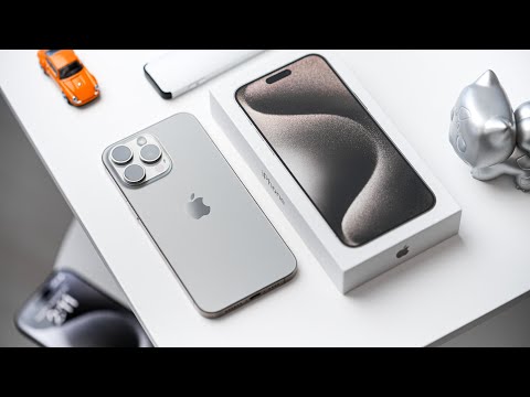 iPhone 15 Pro/Pro Max UNBOXING - Natural Titanium vs Black Titanium?