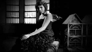 Zelle - Akala Mo Lang (Video)