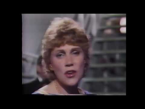 Anne Murray and Bruce Murray - Drunken Sailor / Song For The Mira