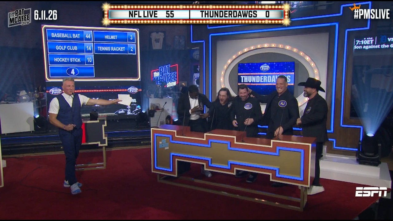 '7️⃣3️⃣ POINTS!' 👏 Thunderdawgs GO WILD after taking the lead over the NFL Live crew | Progrum Feud