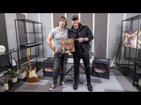 Deska měsíce Kabát  - Země plná trpaslíků