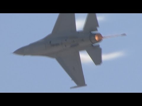 2011 MCAS Miramar Air Show - F-16 Viper West Demo & U.S.A.F. Heritage Flight