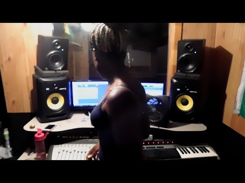 Kaay Jones-Panda Freestyle(Studio Video)