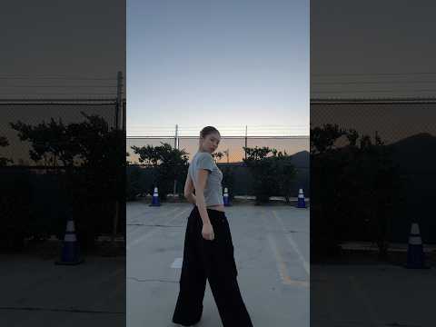 Get a pic, it’ll last you long #ExtraLChallenge