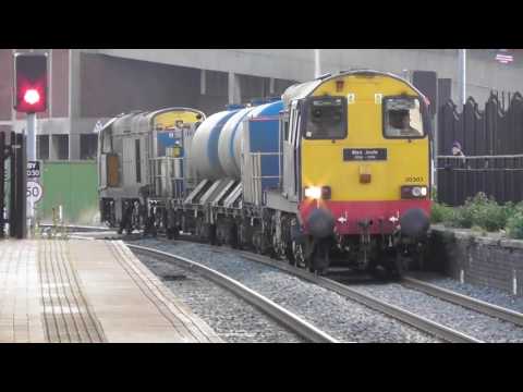 DRS Class 20s Nos 20303 & 20312 at Barnsley - Grimsby to Bridlington RHTT - 11th Nov 2016