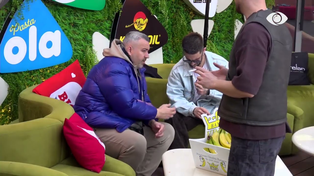 A të kam përdorur ndonjë gjë?/ Gimbo bisedon me Rogertin: Pse të pengon mbiemri?!