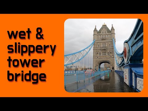 Walking London UK - Tower Bridge