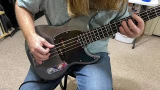Video thumbnail for First time I plugged in the Schecter Banshee Bass Wow! by Ryan's Custom Shop and Gear Outlet