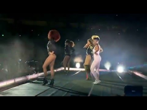 Beyoncé Performing 